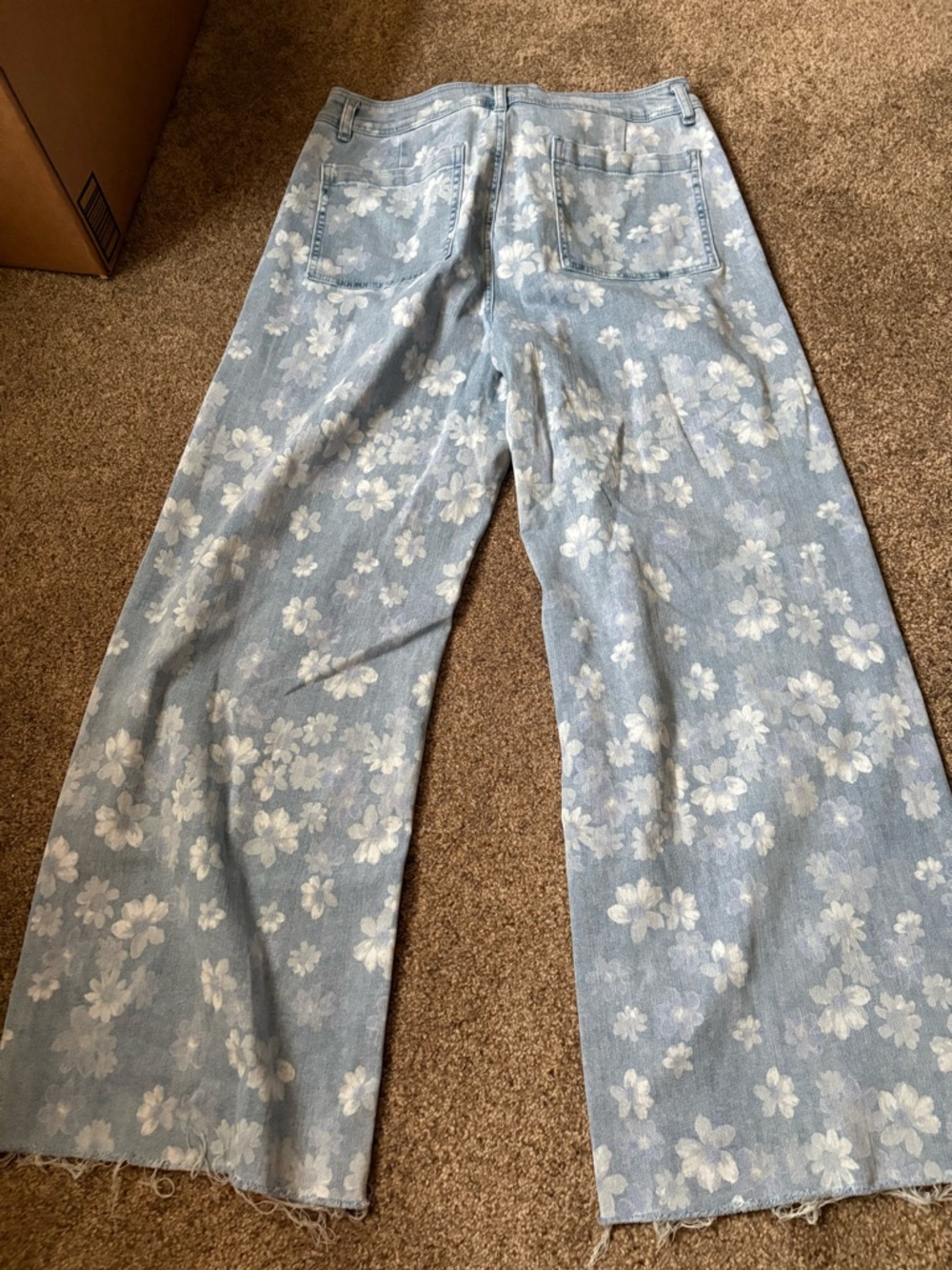 CHARLIE B Light Blue Floral Wide-Leg Jeans - Picture 2 of 3